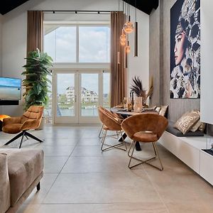 Nomad Water Lodge